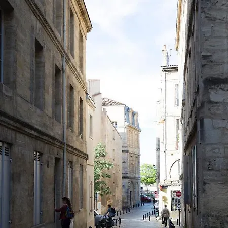 Centre Historique - Tour Du Pin 3